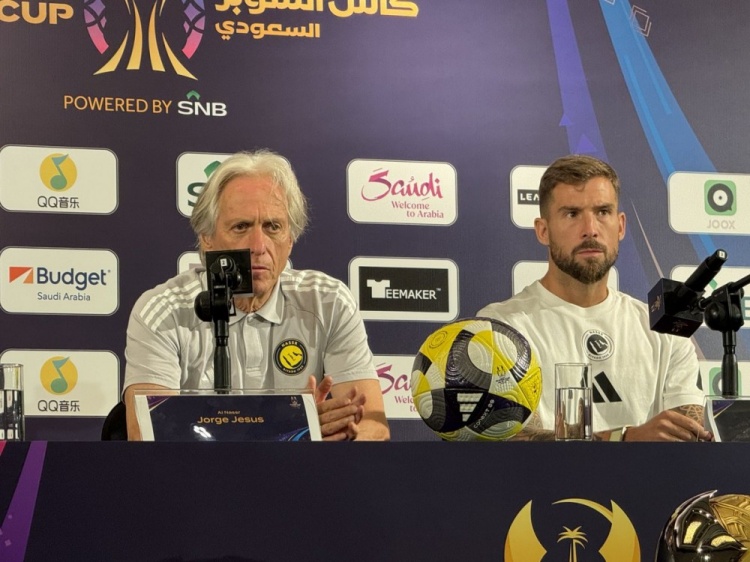 伊尼戈表达效力利雅得胜利殊荣，期待决赛折桂共享胜利喜悦