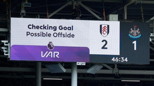 开云体育入口-测试过程出现盲区，英超半自动越位技术延迟引入