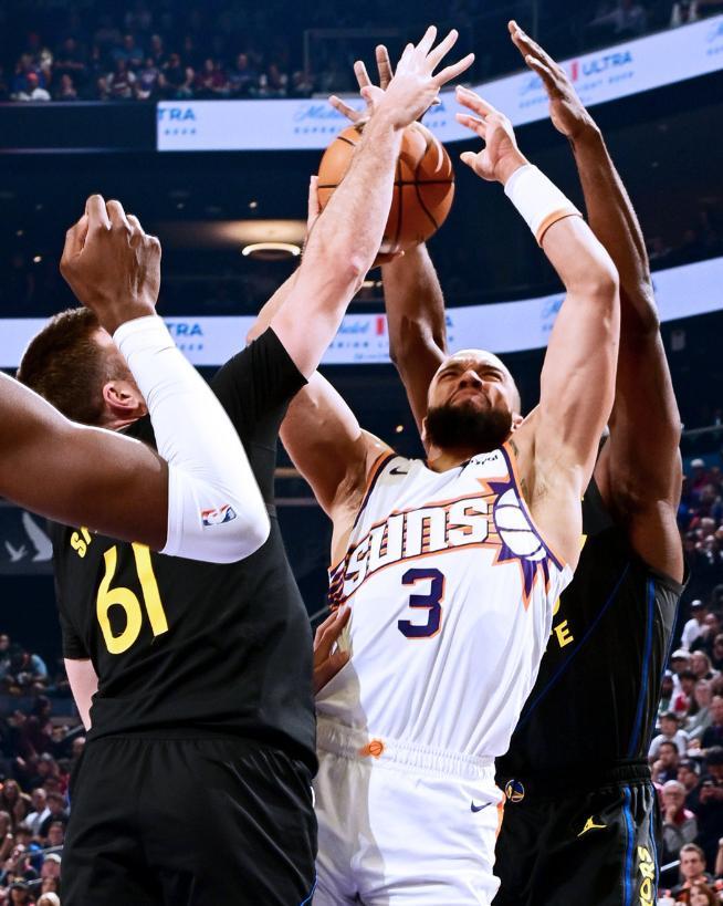 开云-落选秀20+6+4+2追梦躺赢，狄龙空砍24分，勇士逆转太阳创NBA纪录